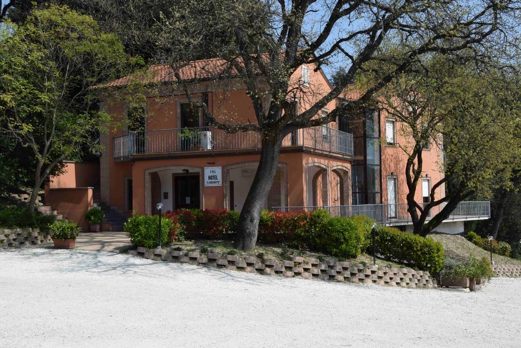 Hotel Il Boschetto Tolentino Exterior foto